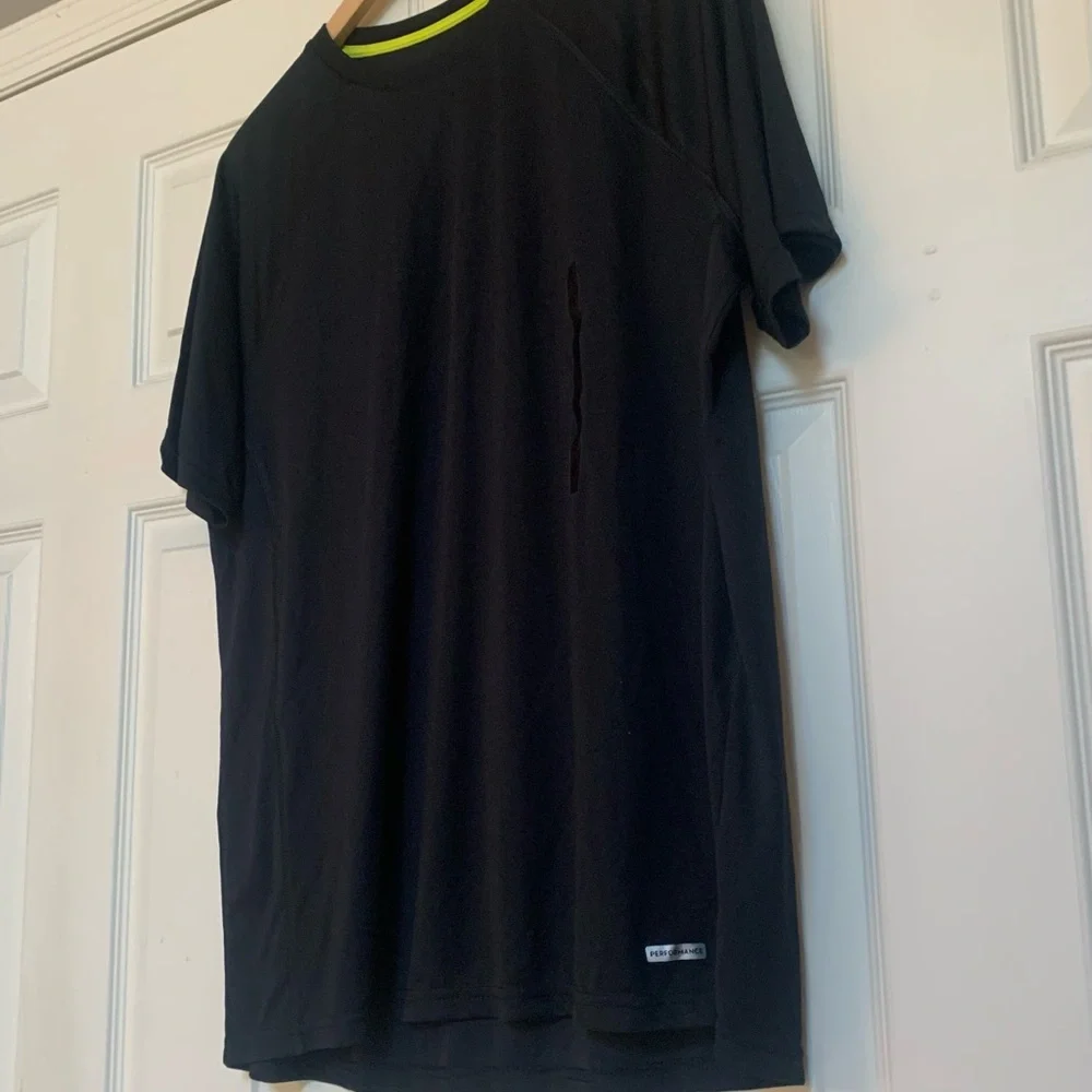 TEK GEAR Men’s Performance T-shirt Brand New with Tags - Picture 2 of 11